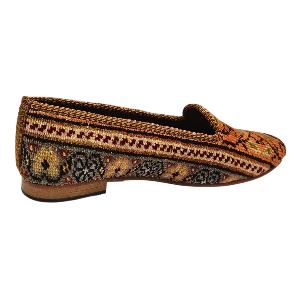 New - Artemis Design Co. - Patterned Carpet Loafers - Size 10 - Picture 15 of 16
